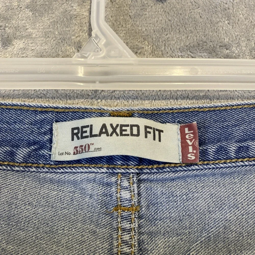 Levis 550 Jeans Mens Sz 34x32 Blue Faded Relaxed  Loose 